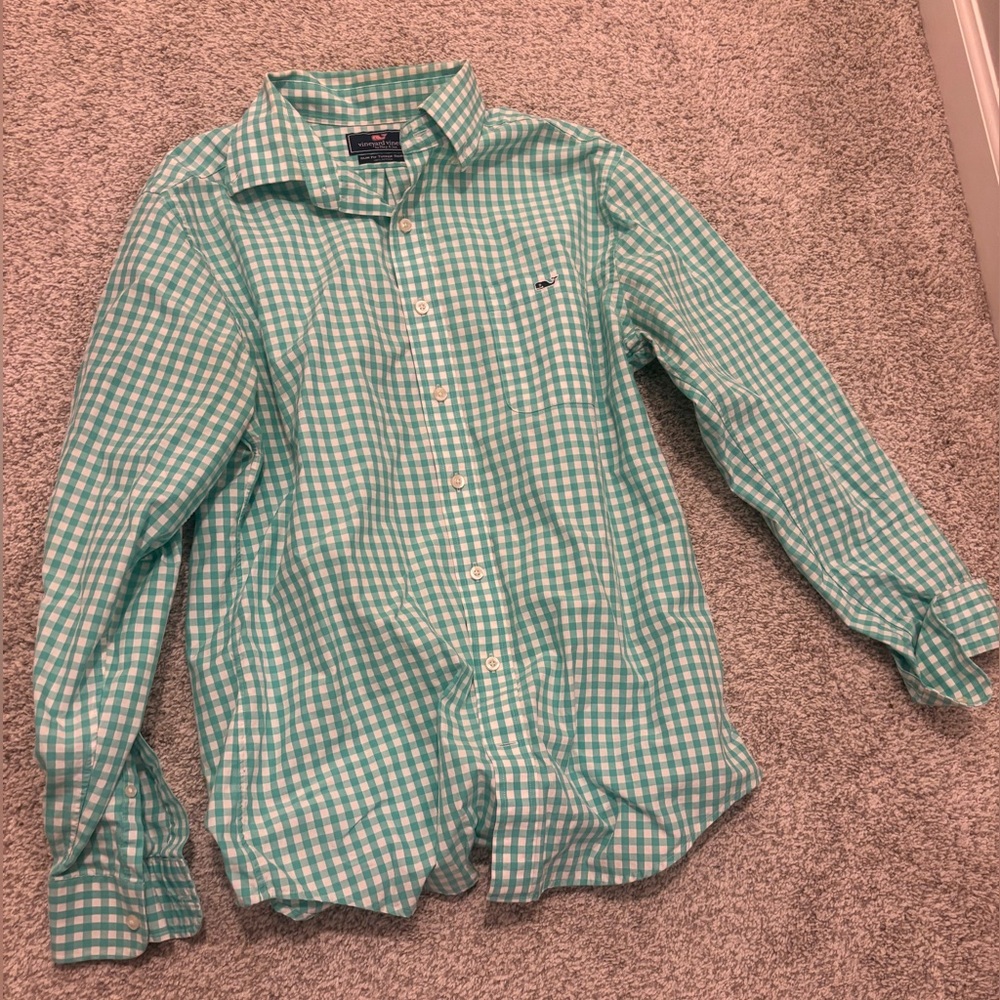 Mens Vinyard Vines shirt